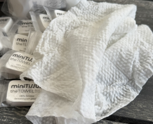 miniTiSSUE theTOWEL single open 3